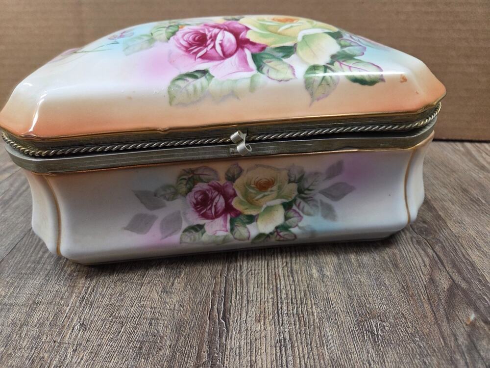 Antique RS Prussian Porcelain Large Table Top Hinged Lidded Trinket Box Roses